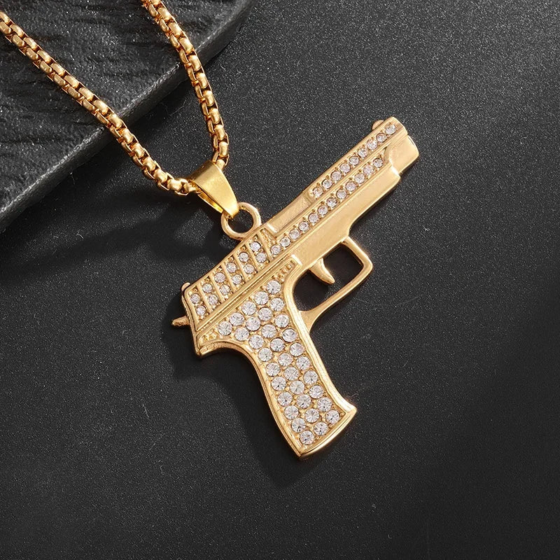 Iced Out Letter Savage Pendant Shiny Bing Cubic Zirconia Hip Hop Necklace Men\\\'s Cool Rock Rap Trend Jewelry